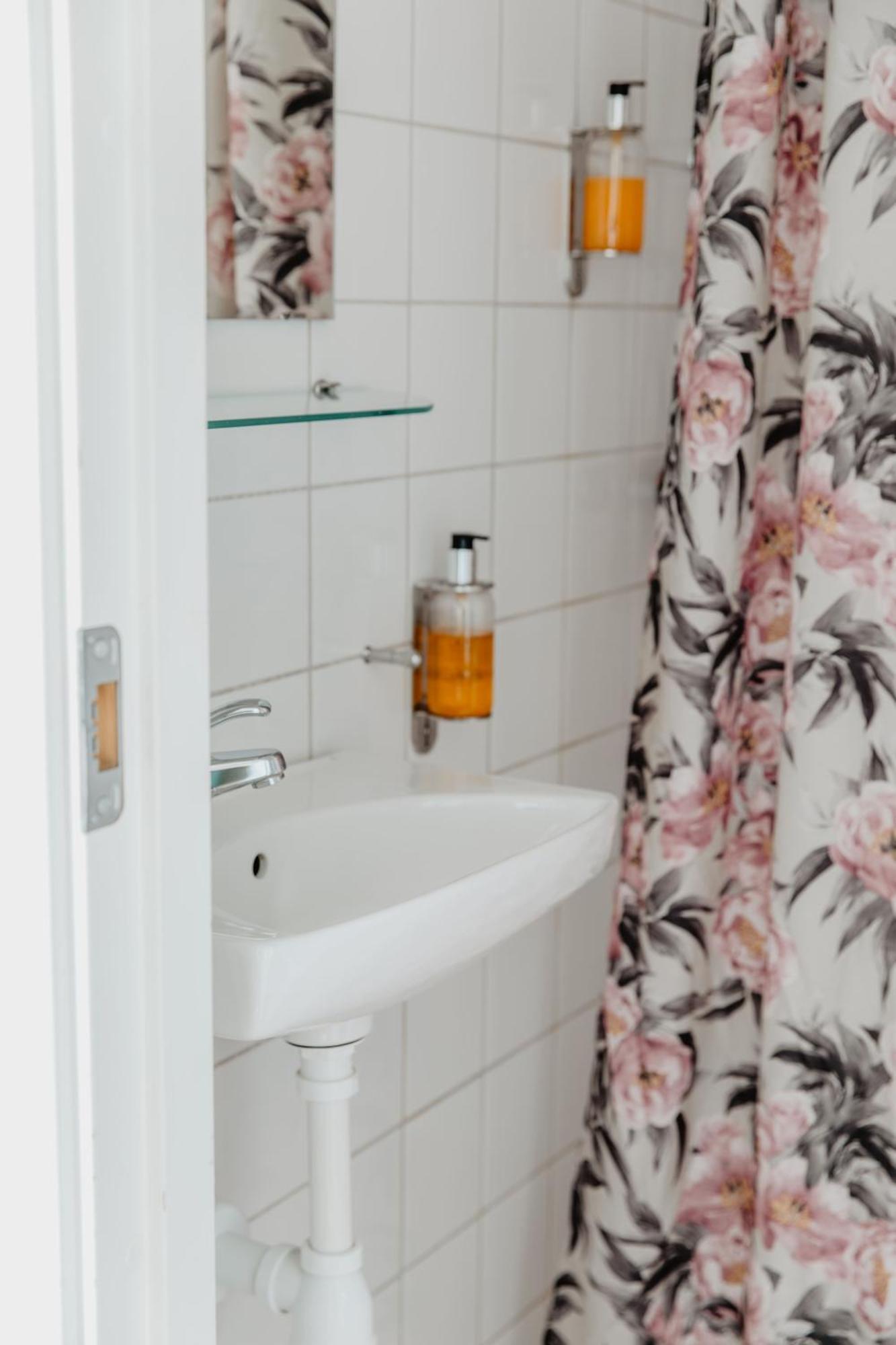 Slottsparken Motel Huskvarna Extérieur photo