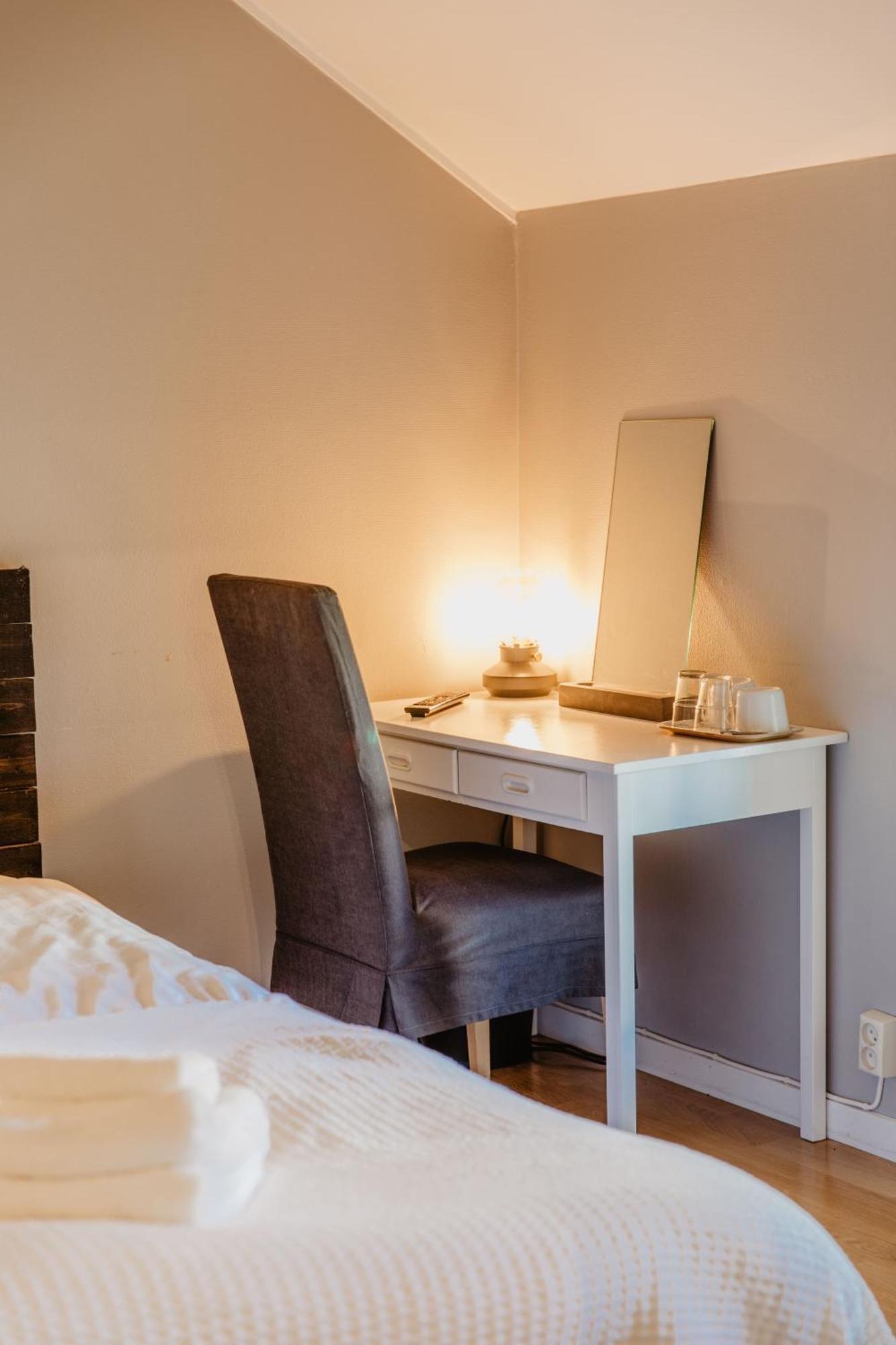 Slottsparken Motel Huskvarna Extérieur photo